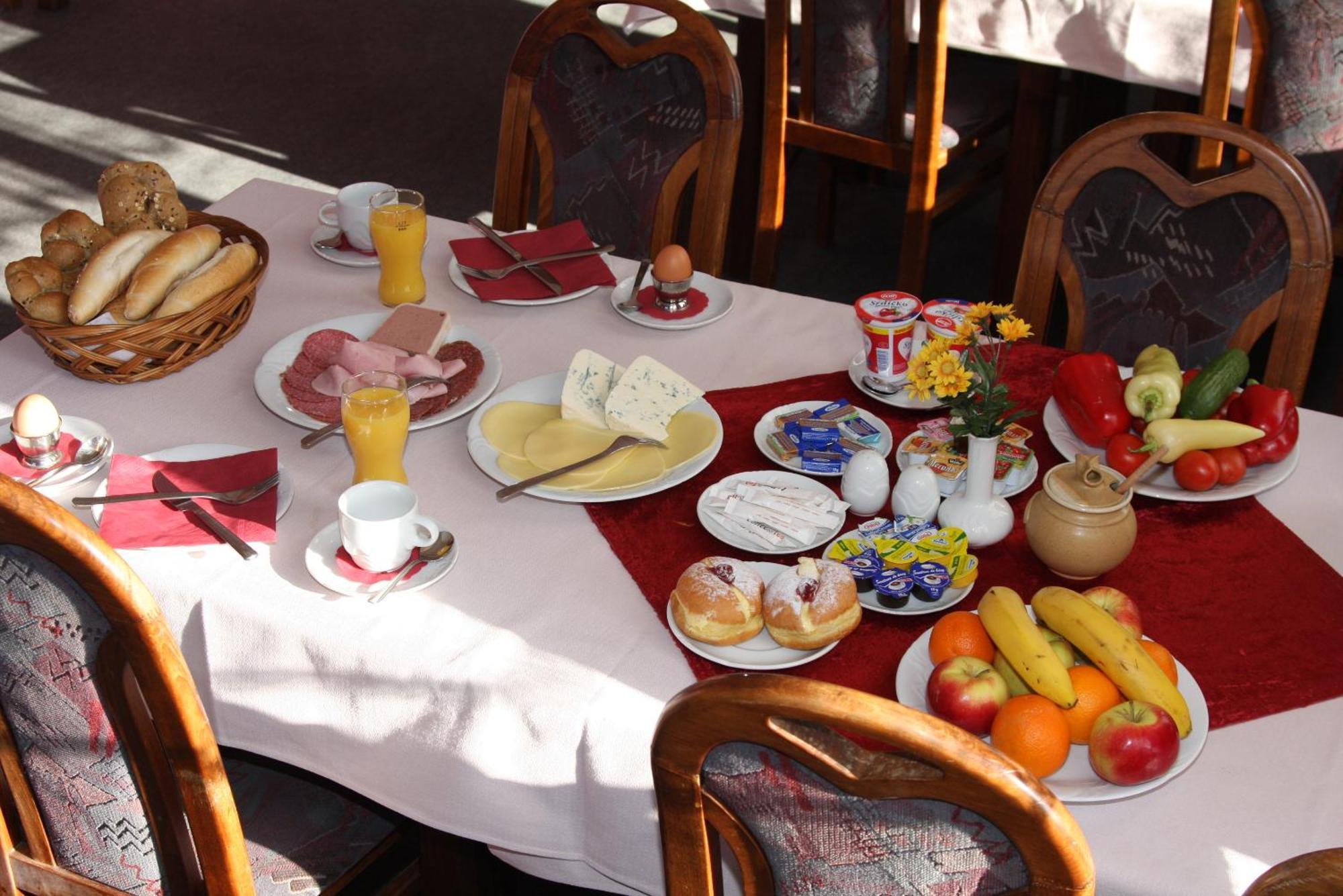 Hotel Šrejber Červený Kostelec Buitenkant foto